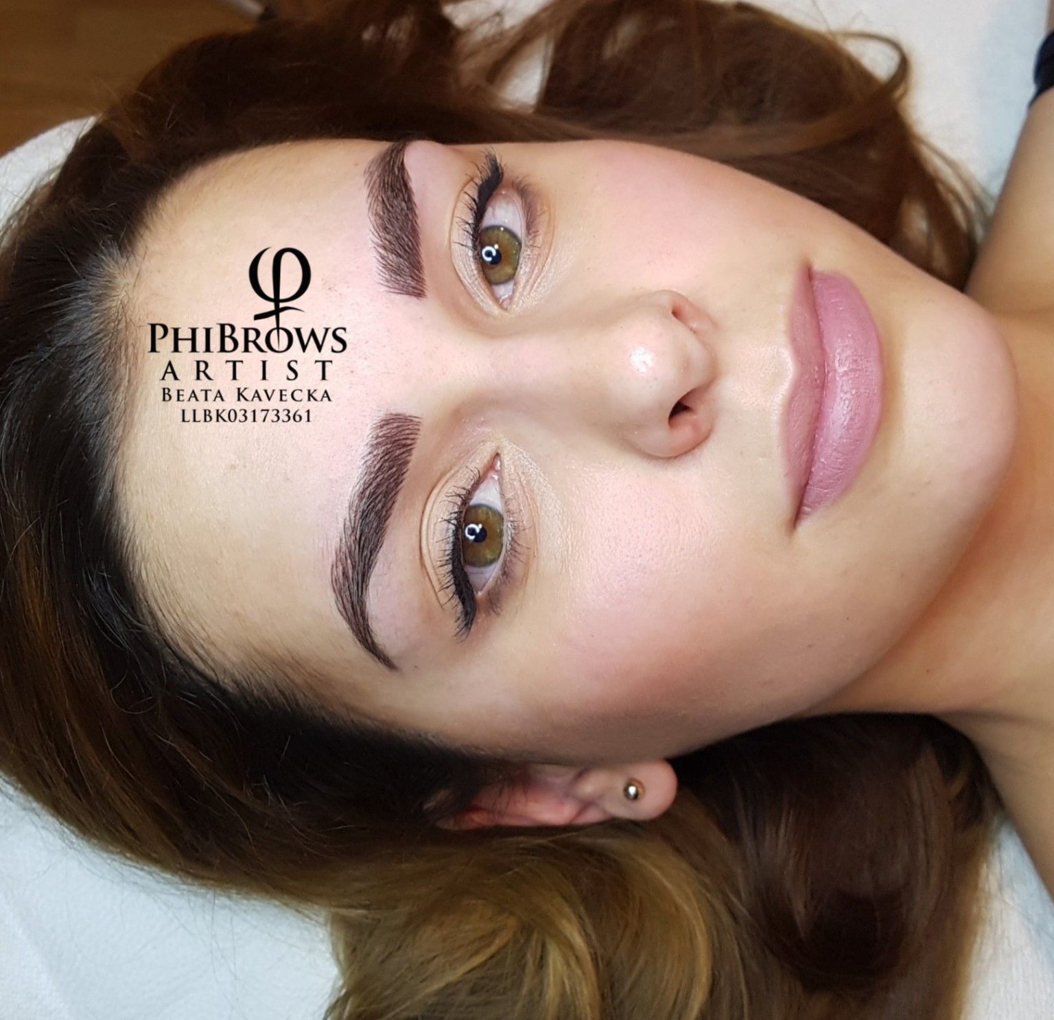 Microblading Phibrows